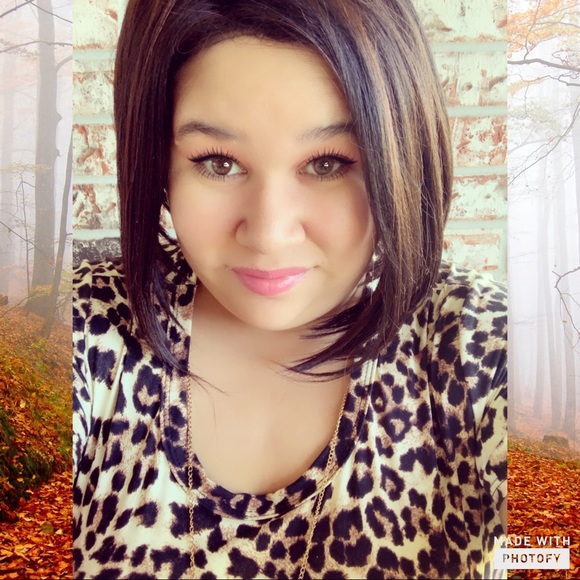 Meet your Posher, Erika - Picture 4 of 10